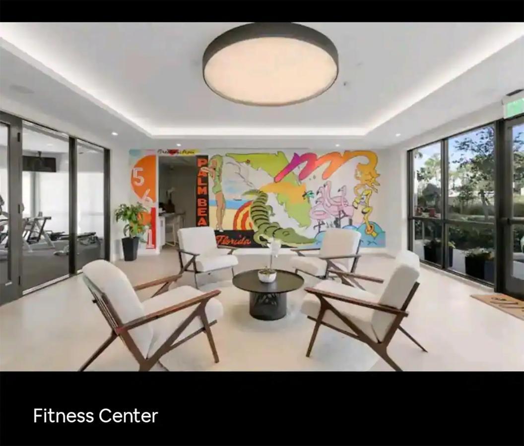 Lux Urban Retreat: Family-Friendly Staycation with Gym & EV Charging West Palm Beach Exterior photo